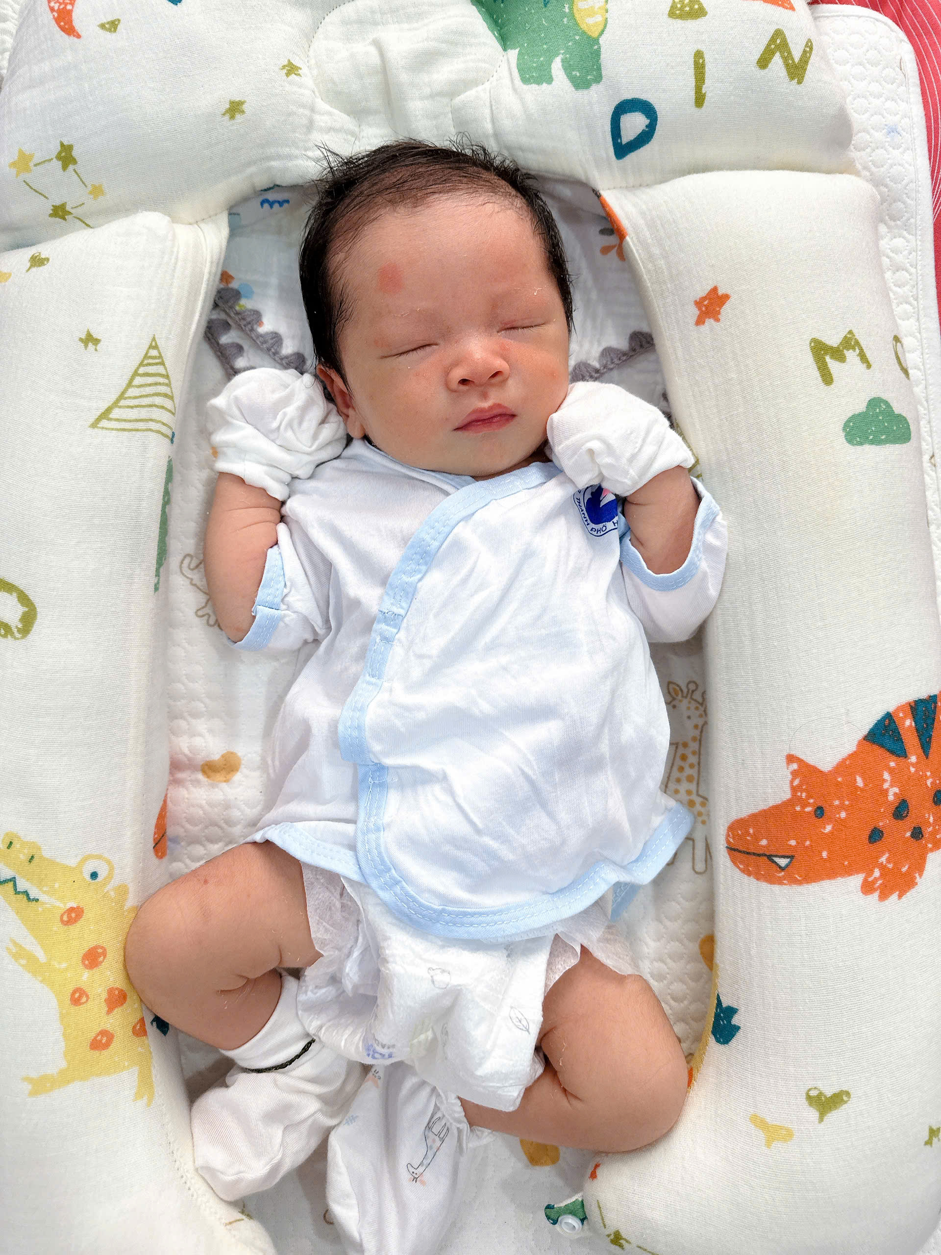 Bé Xoài khi sinh ra